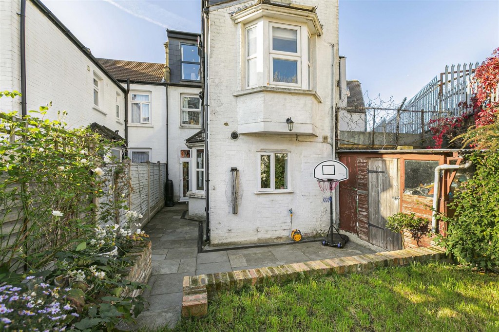 Exeter Road, Walthamstow, London, E17