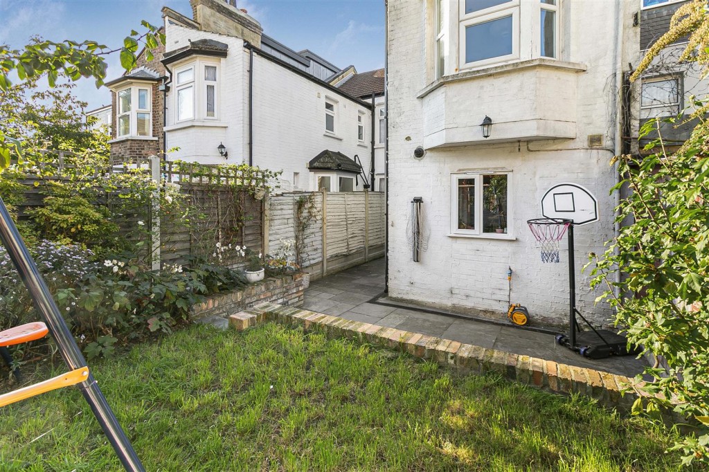 Exeter Road, Walthamstow, London, E17