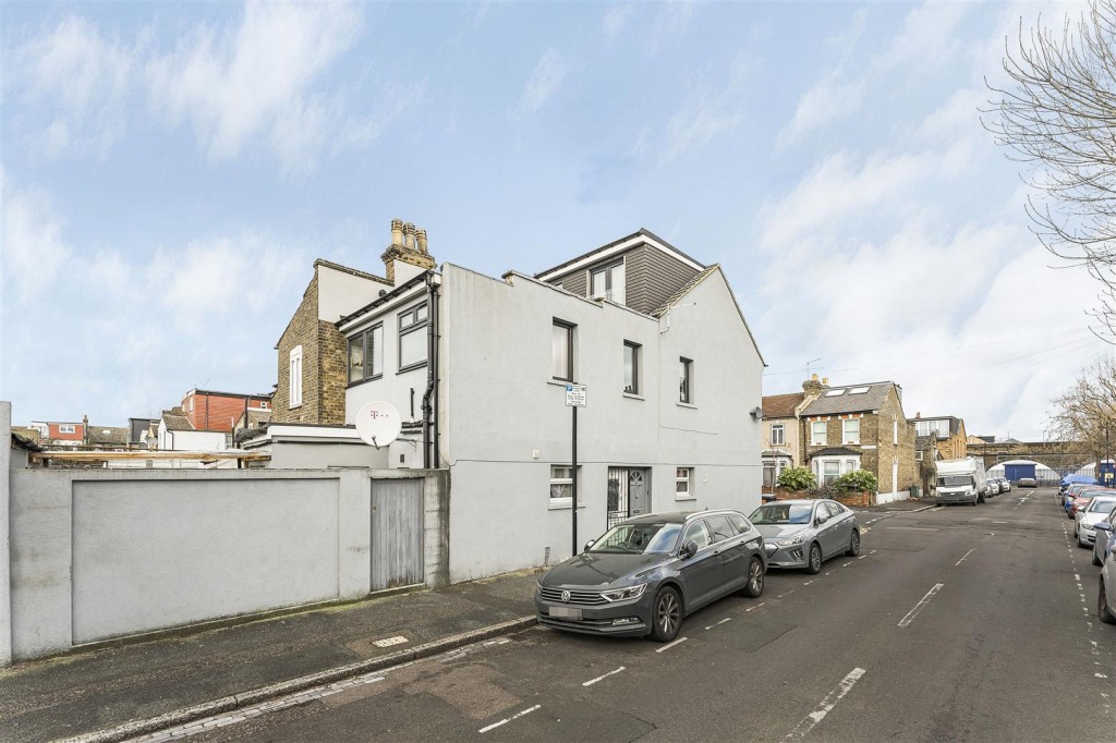 Ivy Road, Walthamstow, London, E17