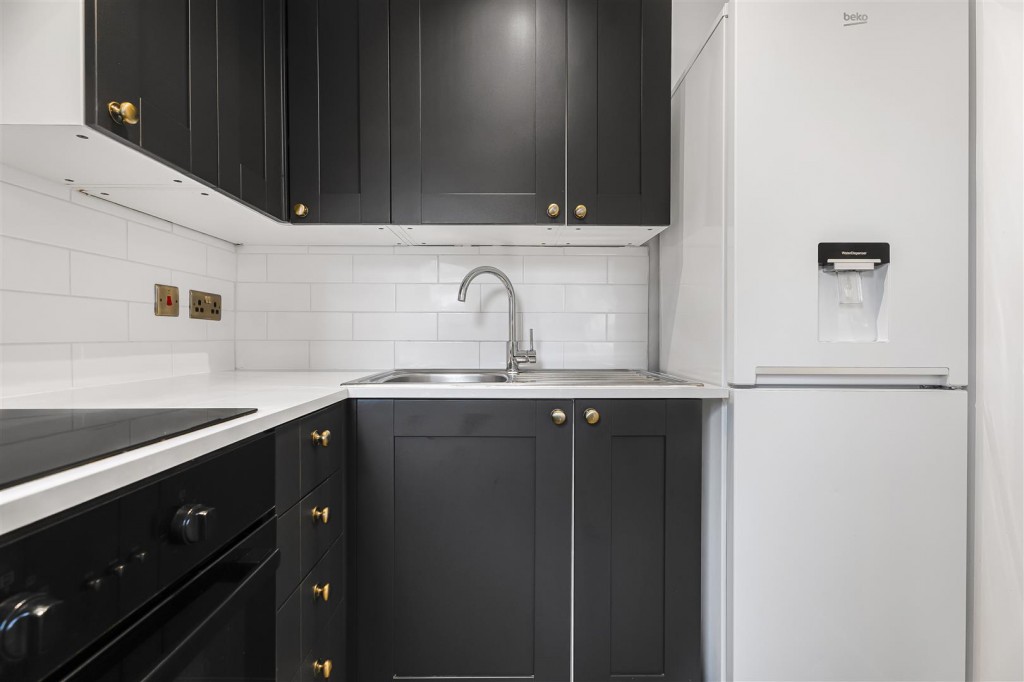 Chamberlain Place, Walthamstow, London, E17