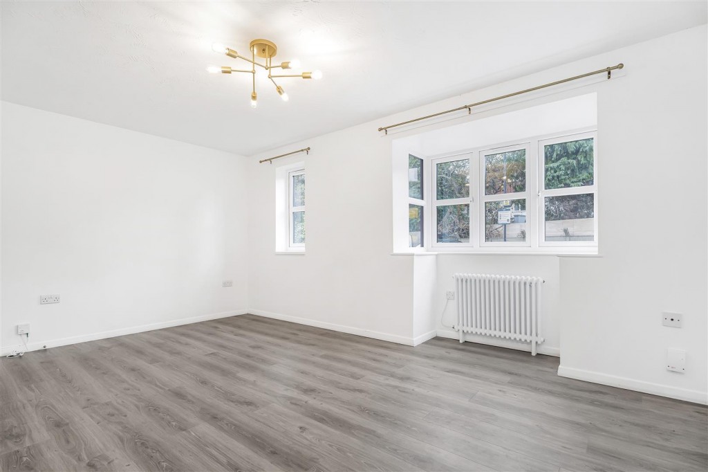 Chamberlain Place, Walthamstow, London, E17