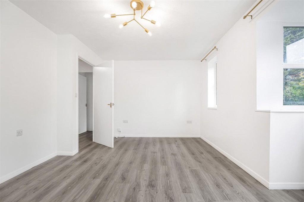 Chamberlain Place, Walthamstow, London, E17