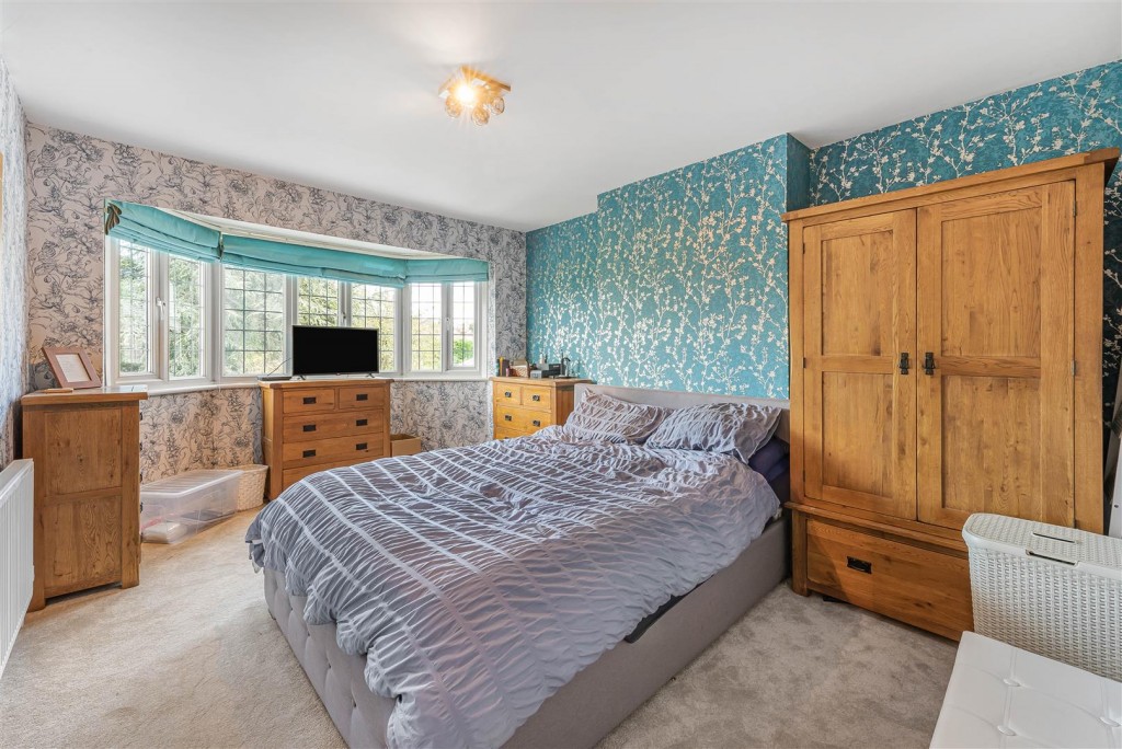 Priory Close, Chingford, London, E4