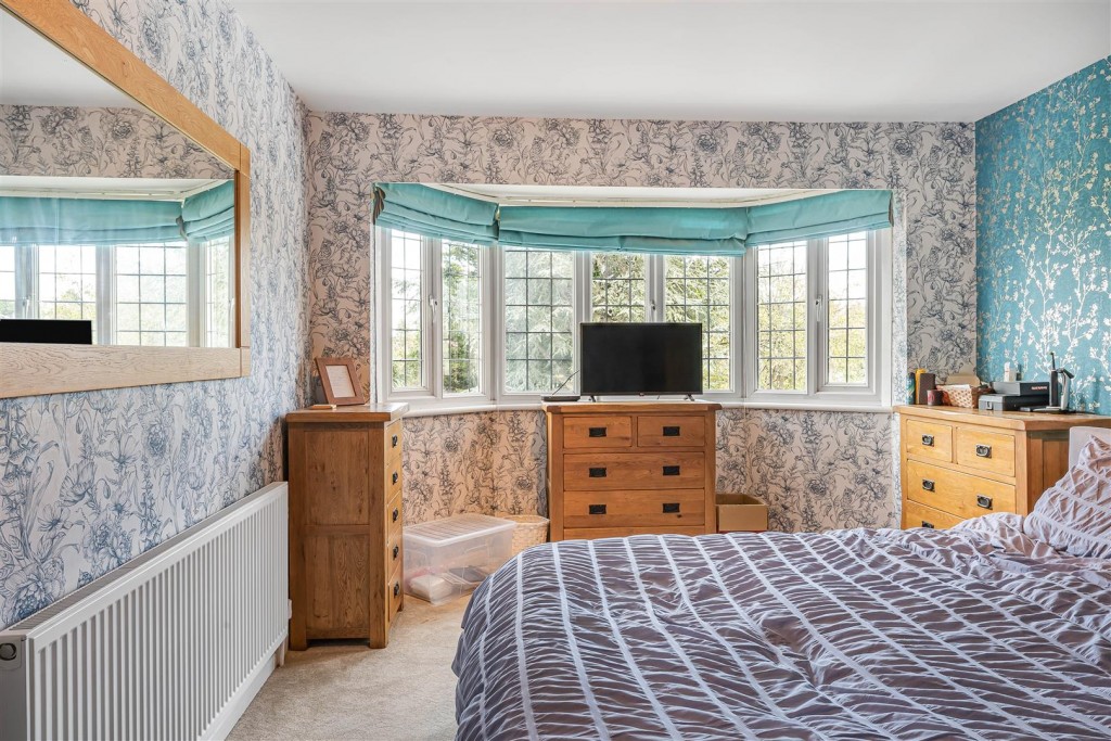 Priory Close, Chingford, London, E4