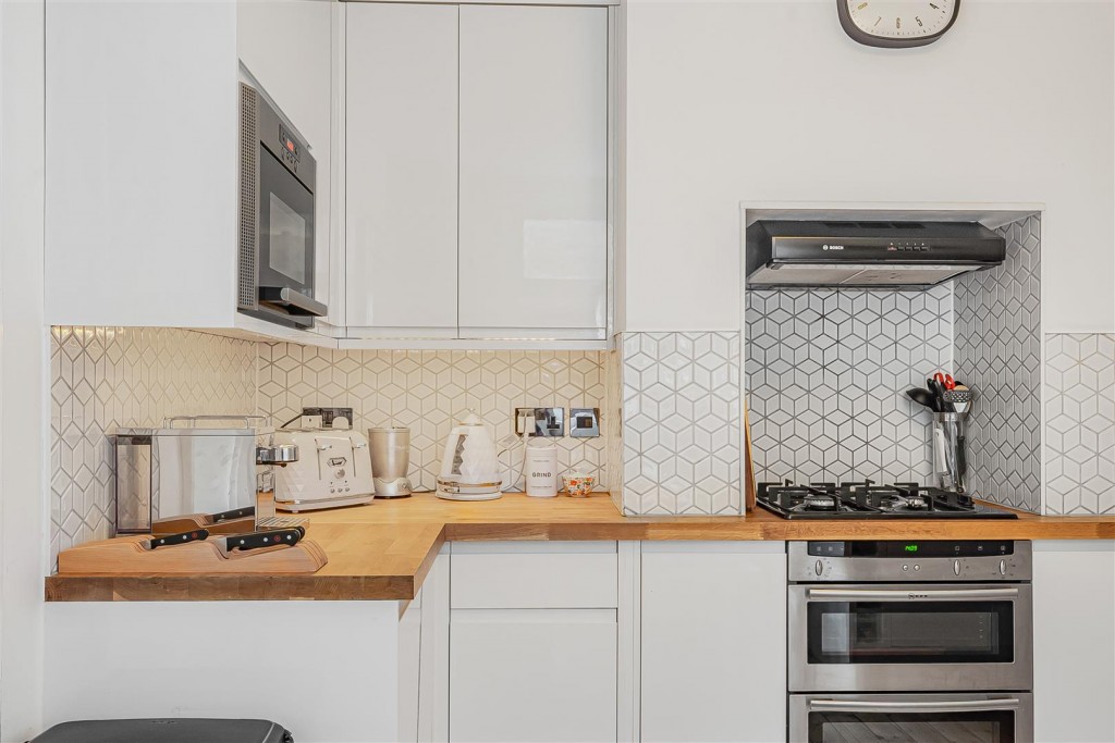 Newport Road, Leyton, London, E10