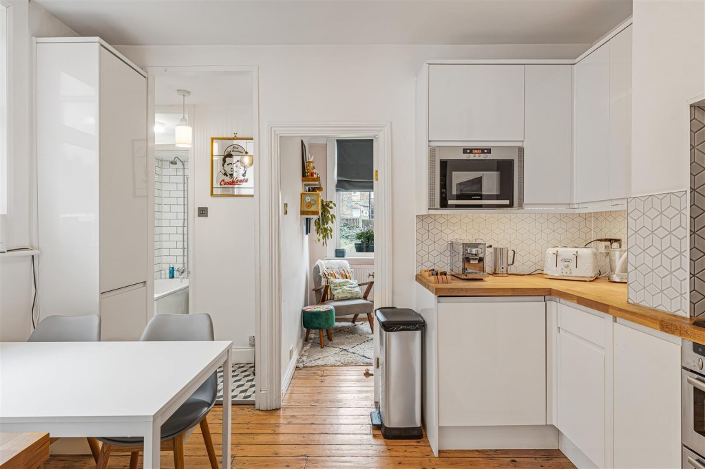 Newport Road, Leyton, London, E10