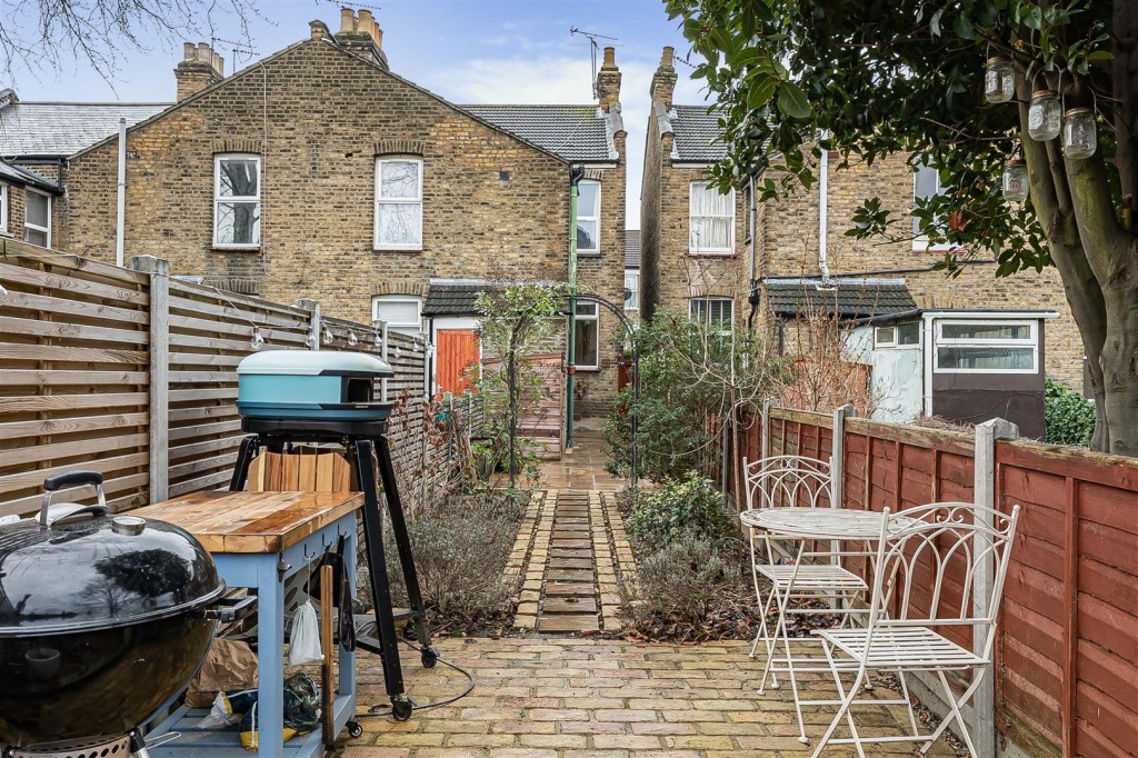 Newport Road, Leyton, London, E10