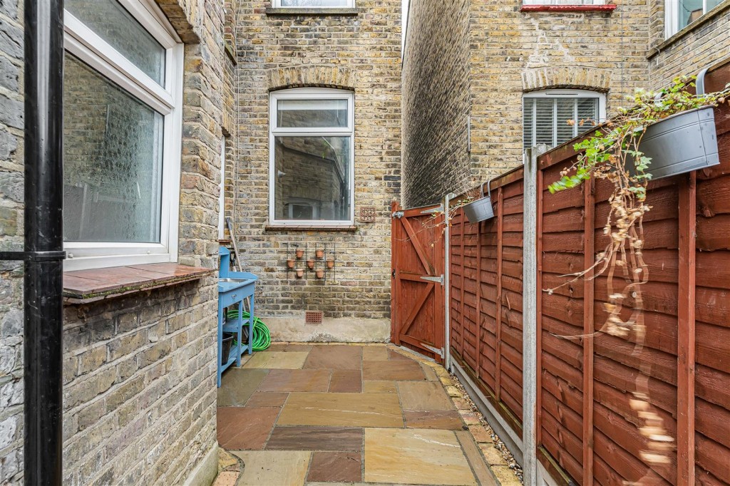 Newport Road, Leyton, London, E10