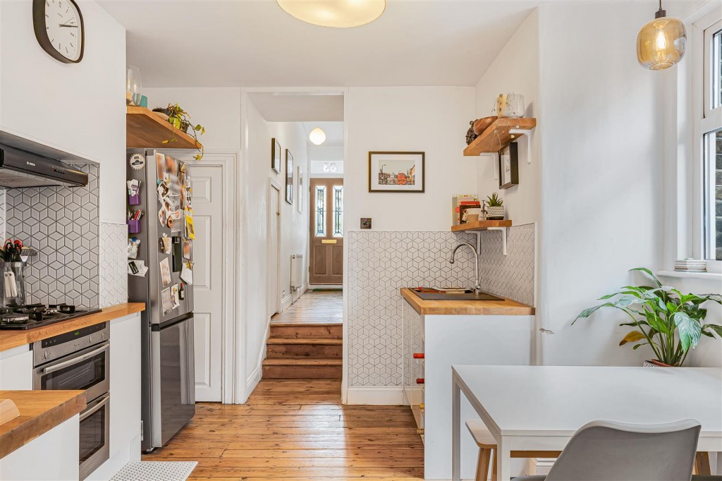 Newport Road, Leyton, London, E10