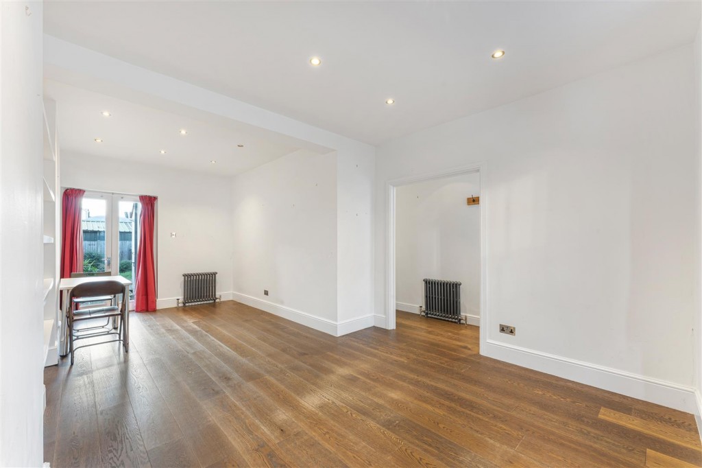 Browns Road, Walthamstow, London, E17