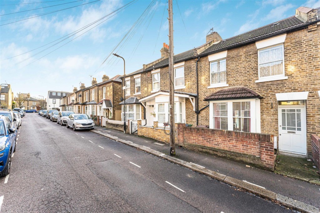 Browns Road, Walthamstow, London, E17