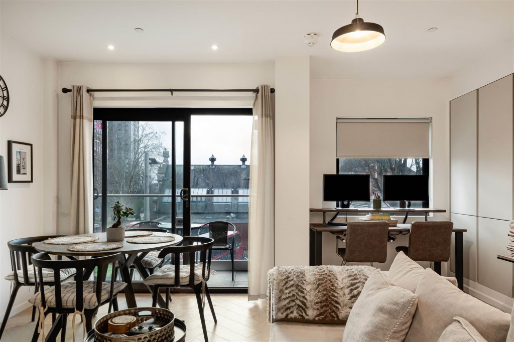 Planetree Path, Walthamstow, London, E17