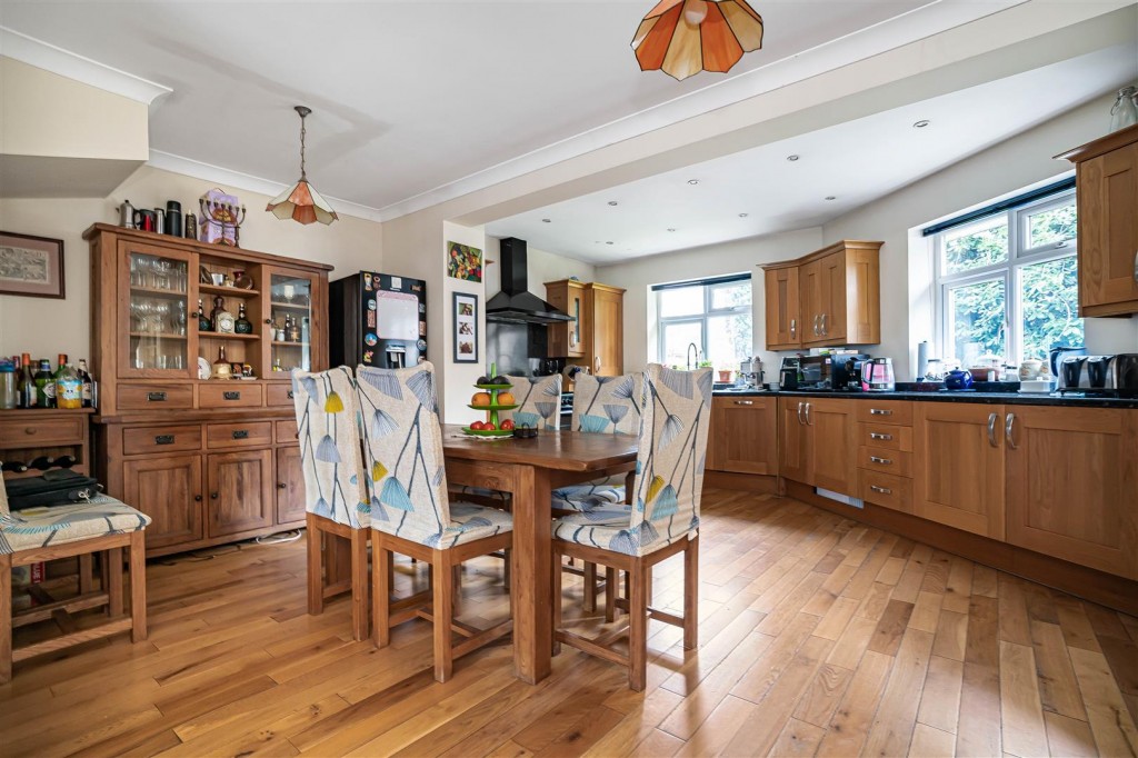 Monoux Grove, Walthamstow, London, E17