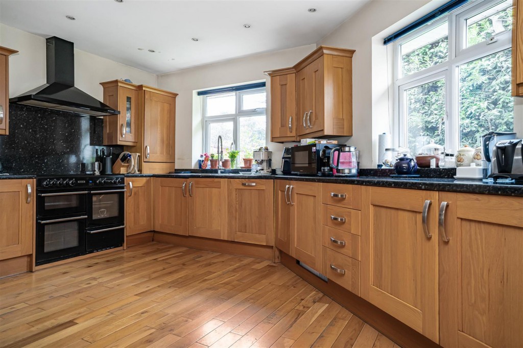 Monoux Grove, Walthamstow, London, E17