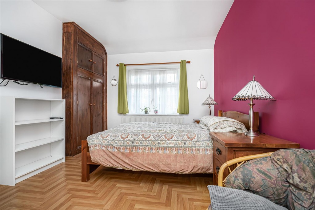 Monoux Grove, Walthamstow, London, E17