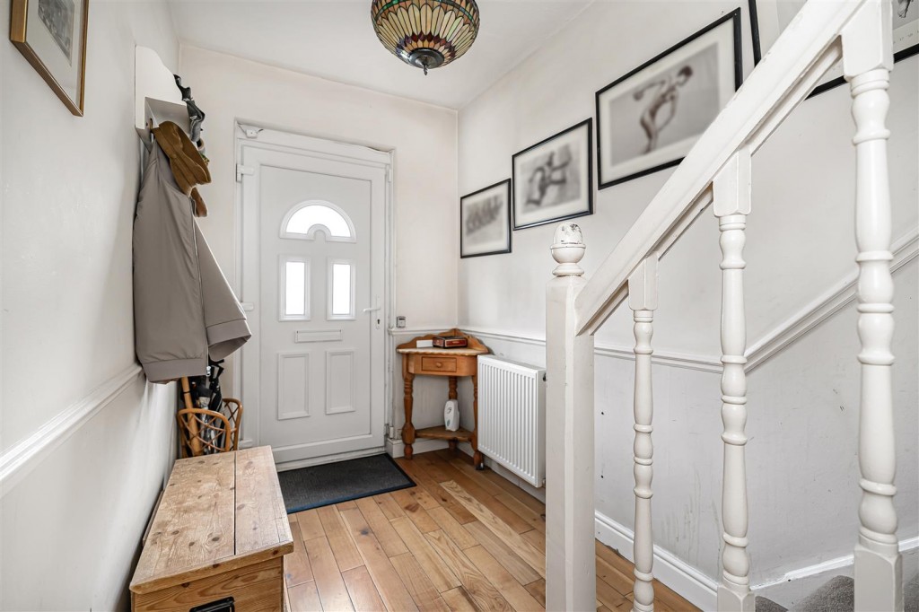 Monoux Grove, Walthamstow, London, E17