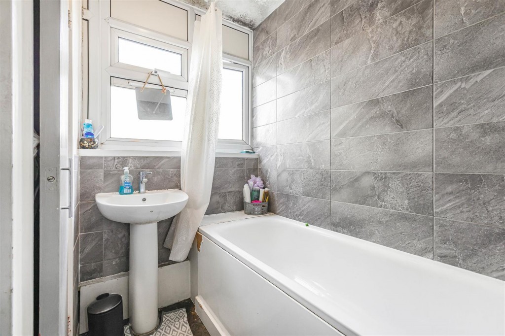 Ayerst Court, Beaumont Road, Leyton, London, E10