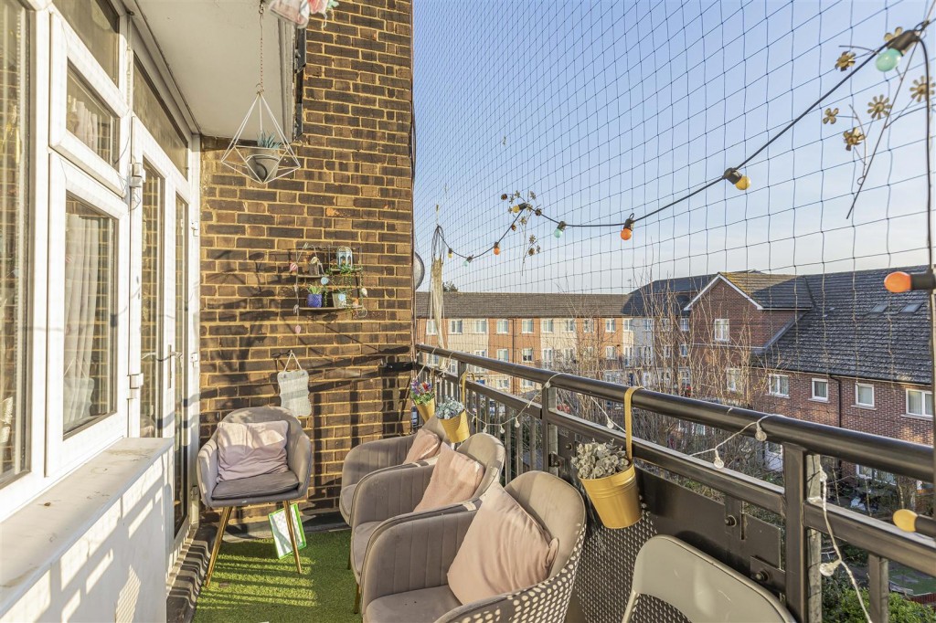 Ayerst Court, Beaumont Road, Leyton, London, E10