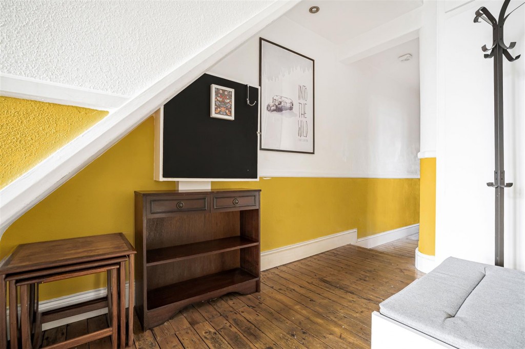 Winns Avenue, Walthamstow, London, E17