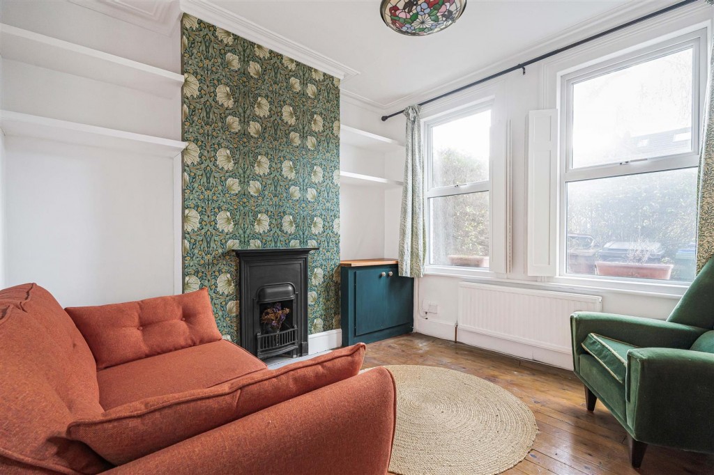 Winns Avenue, Walthamstow, London, E17