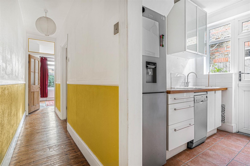 Winns Avenue, Walthamstow, London, E17