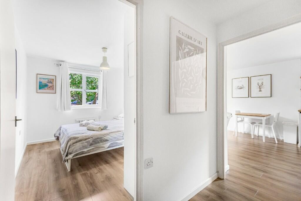 Chamberlain Place, Walthamstow, London, E17