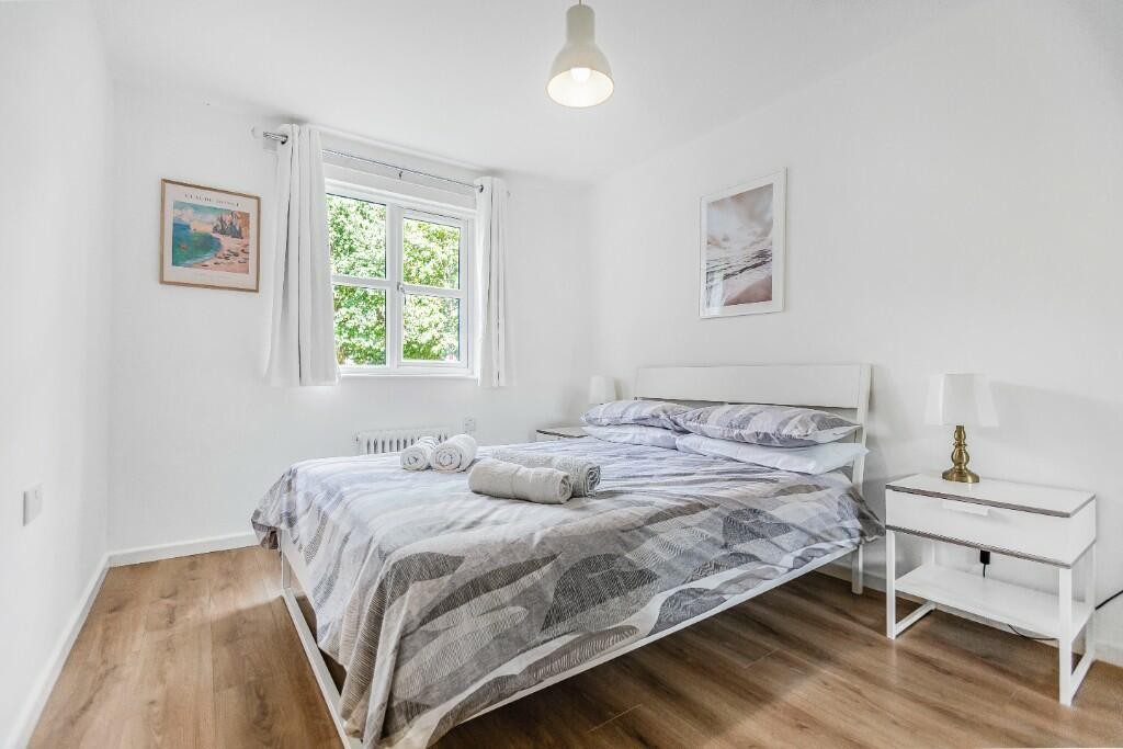 Chamberlain Place, Walthamstow, London, E17