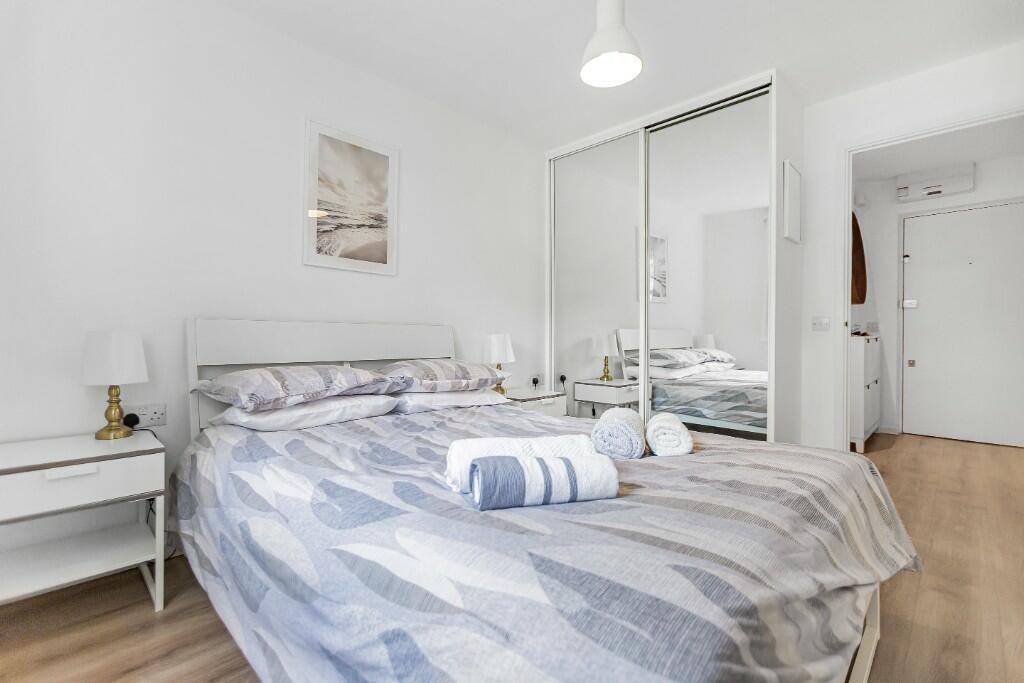 Chamberlain Place, Walthamstow, London, E17