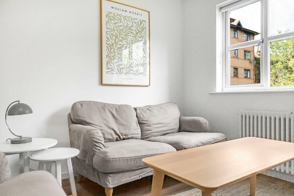 Chamberlain Place, Walthamstow, London, E17