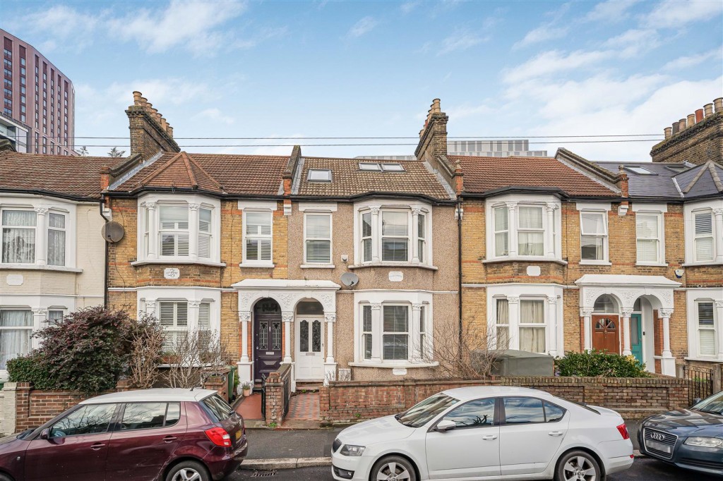 Priory Avenue, Walthamstow, London, E17