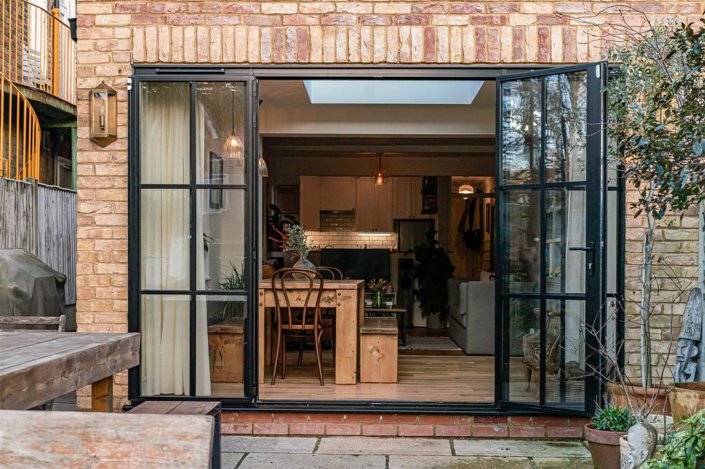 Howard Road, Walthamstow, London, E17