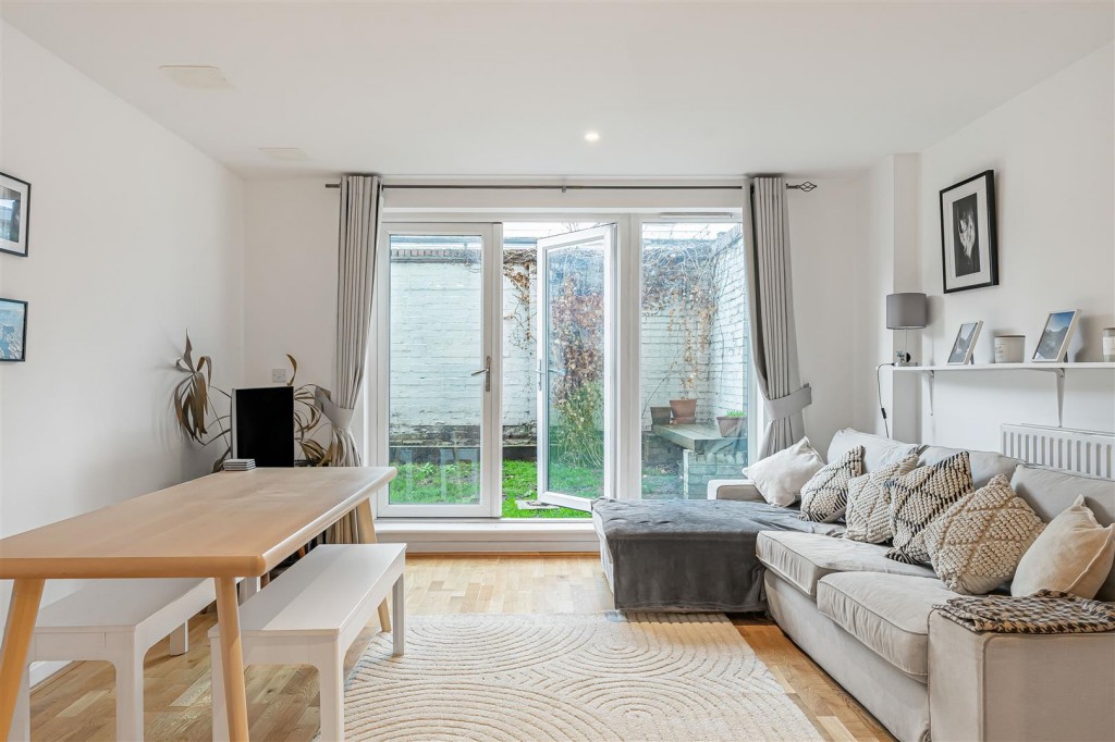 Thomas Jacomb Place, Walthamstow, London, E17