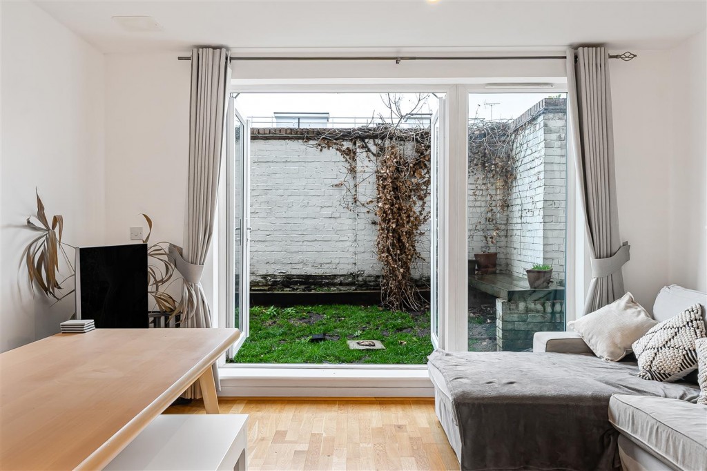 Thomas Jacomb Place, Walthamstow, London, E17