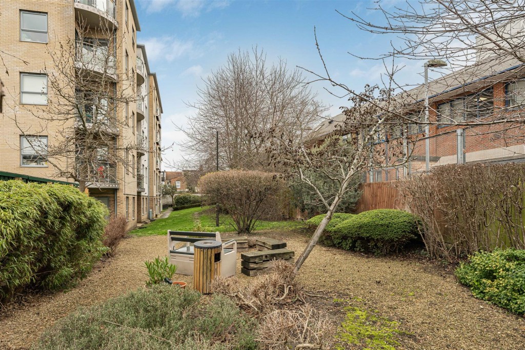 Thomas Jacomb Place, Walthamstow, London, E17