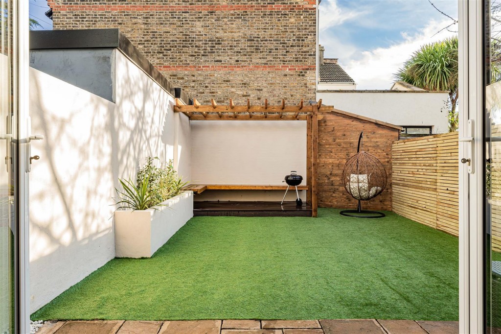 Queens Road, Walthamstow, London, E17