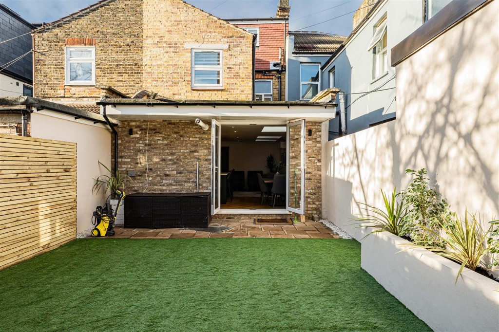 Queens Road, Walthamstow, London, E17