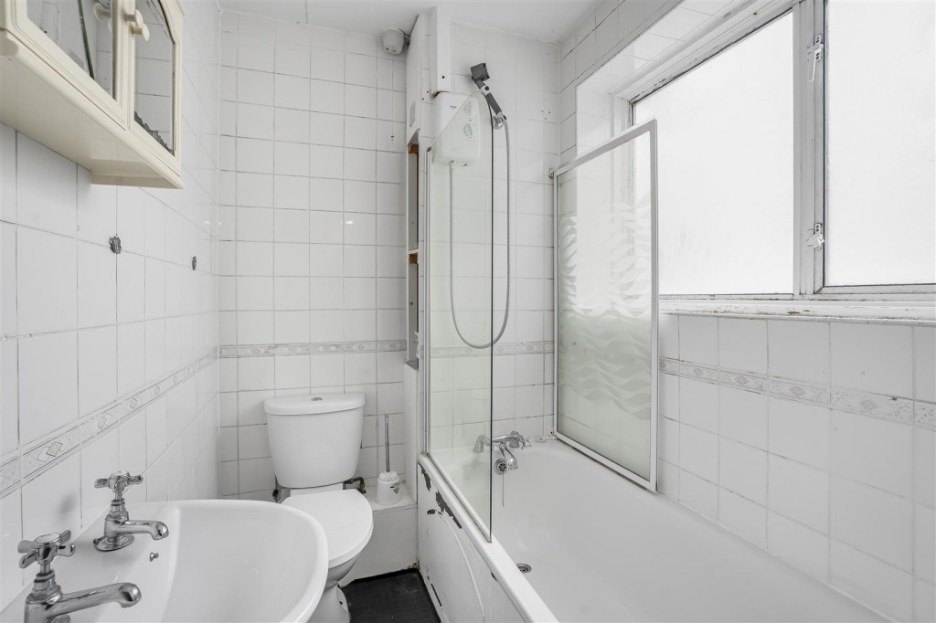 Pembroke Road, Walthamstow, London, E17