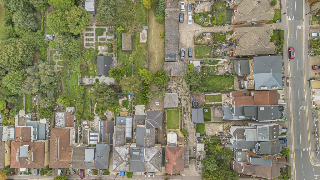 Pembroke Road, Walthamstow, London, E17