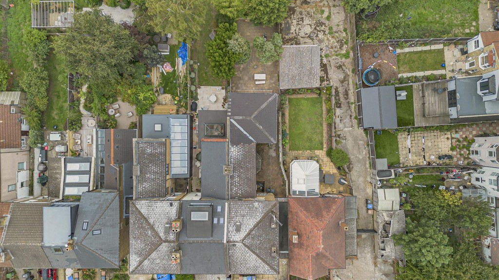 Pembroke Road, Walthamstow, London, E17