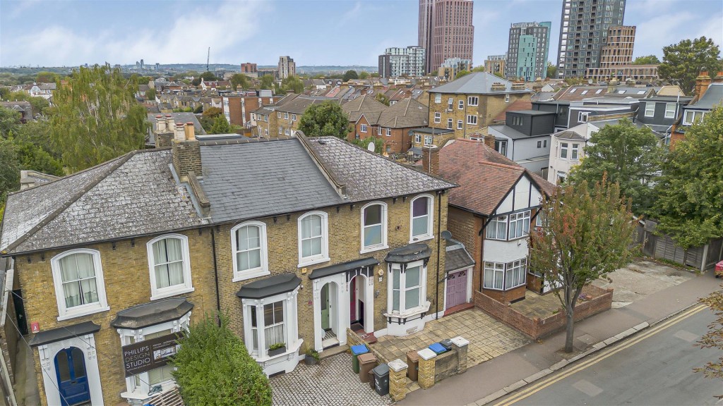 Pembroke Road, Walthamstow, London, E17