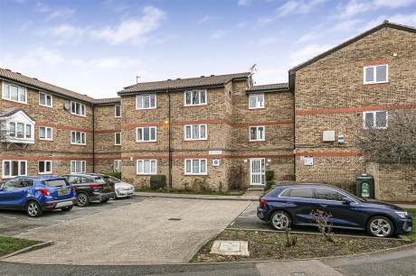 Swell Court, Gandhi Close, Walthamstow, London, E17