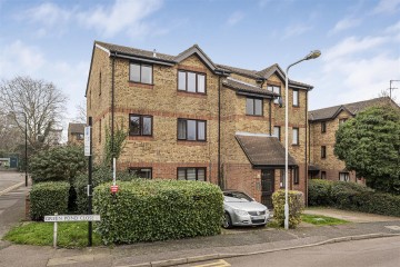 Green Pond Close, Walthamstow, London, E17