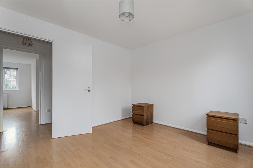 Green Pond Close, Walthamstow, London, E17