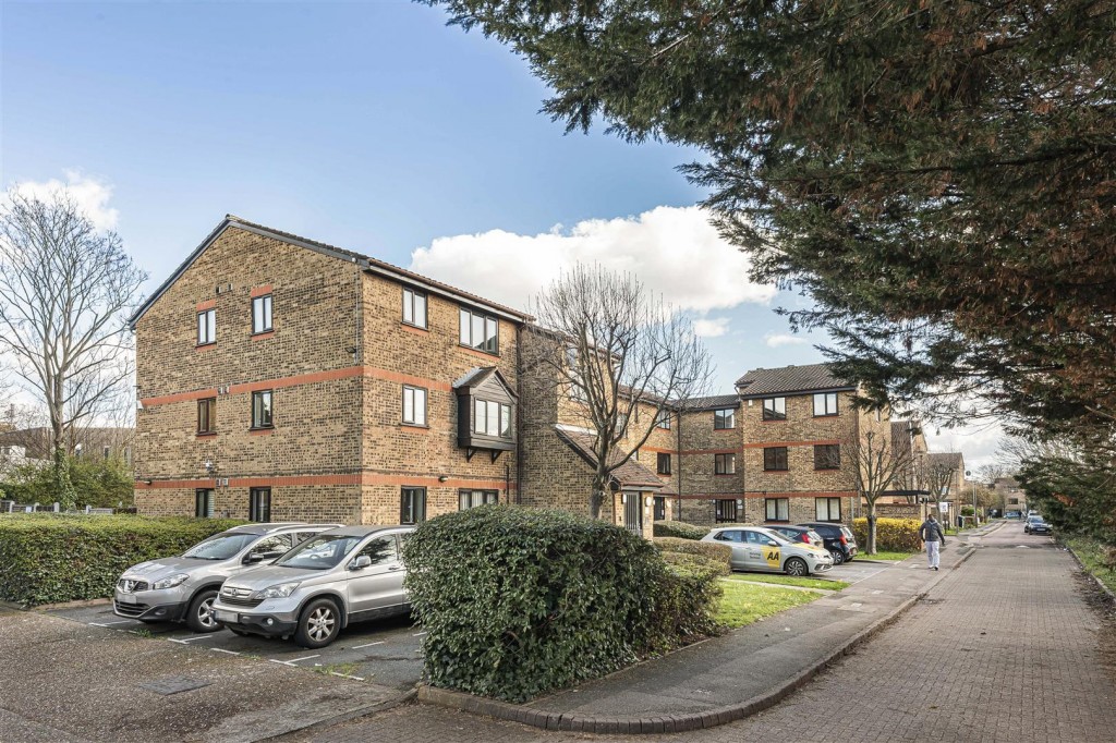Litchfield Court, Gandhi Close, Walthamstow, London, E17
