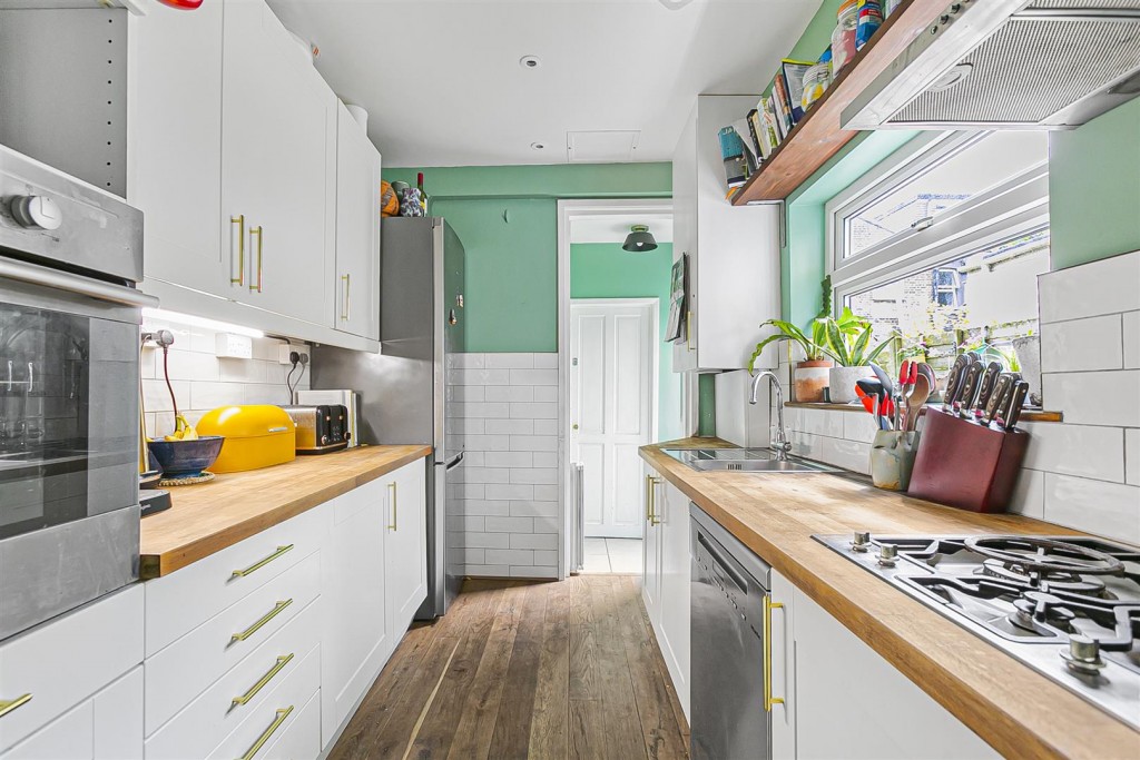 Bromley Road, Walthamstow, London, E17