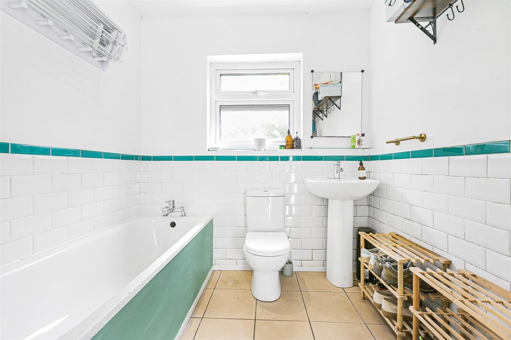 Bromley Road, Walthamstow, London, E17