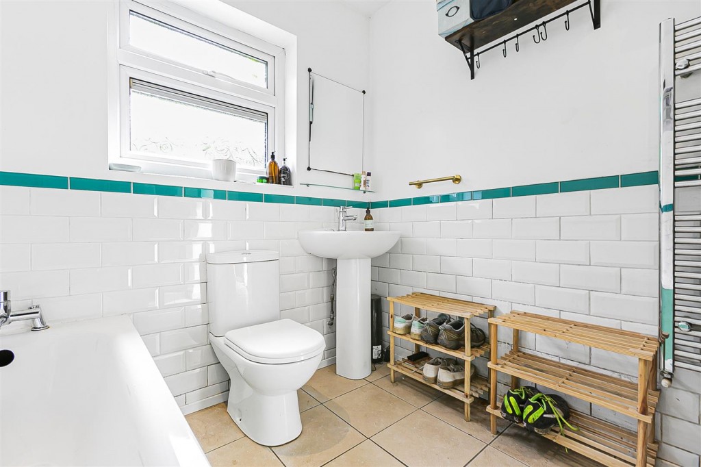 Bromley Road, Walthamstow, London, E17