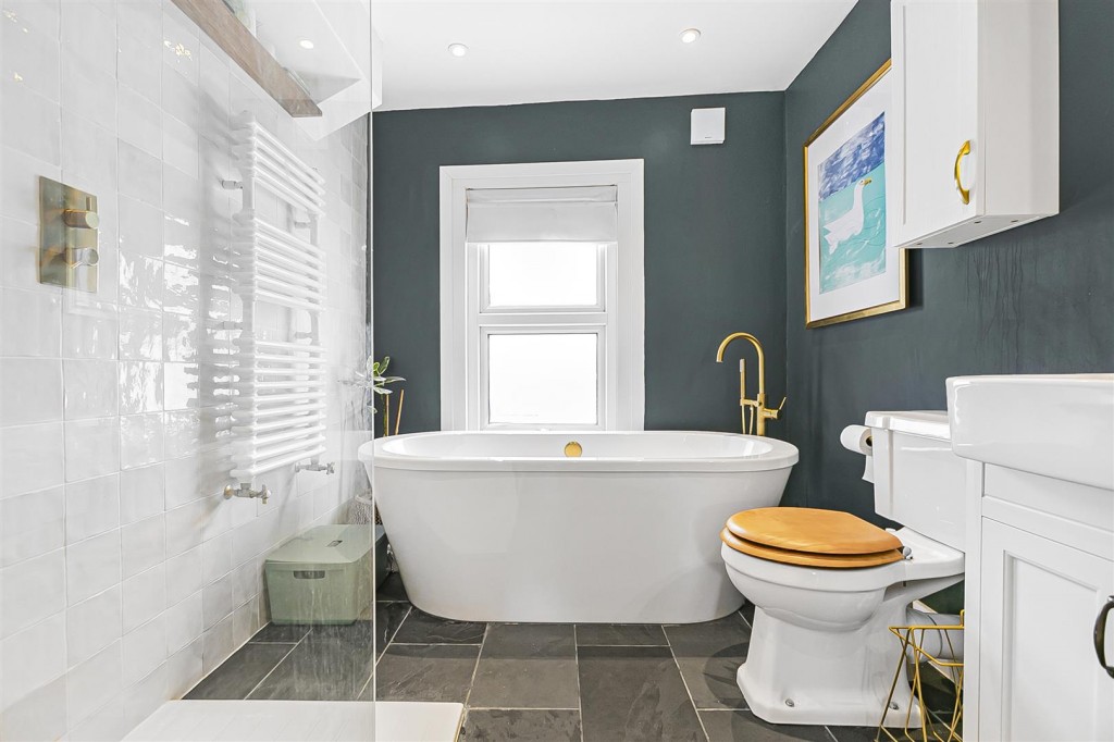 Bromley Road, Walthamstow, London, E17