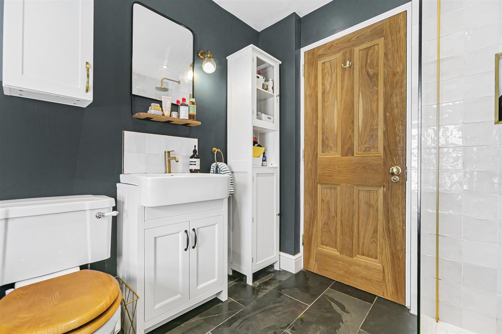 Bromley Road, Walthamstow, London, E17