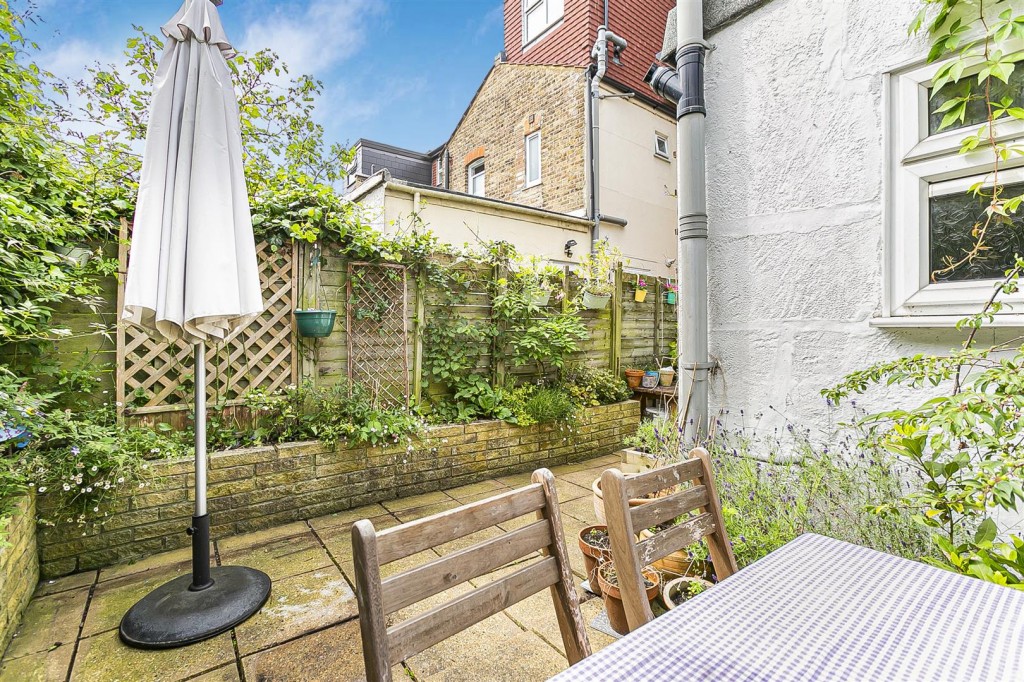 Bromley Road, Walthamstow, London, E17